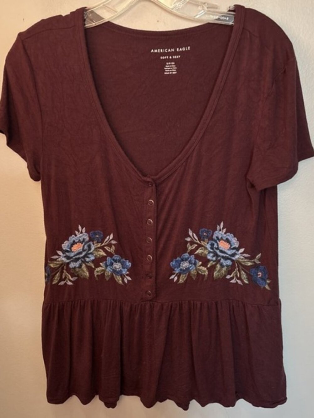 American Eagle Boho Scoop Neck Burgundy Embroidered Floral Blouse Women's Size S